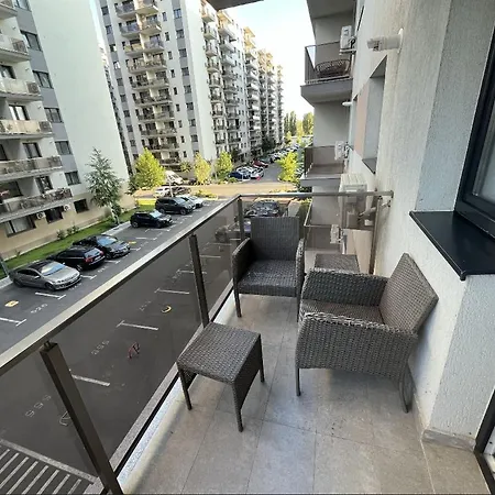 Hills Pallady Apartament