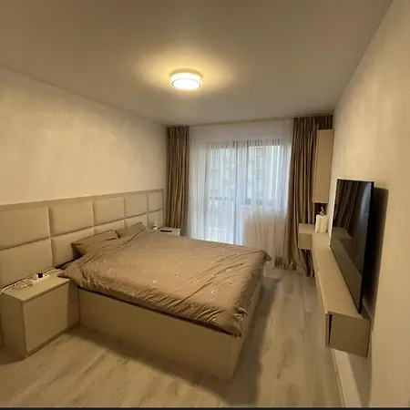 Hills Pallady * Bükreş